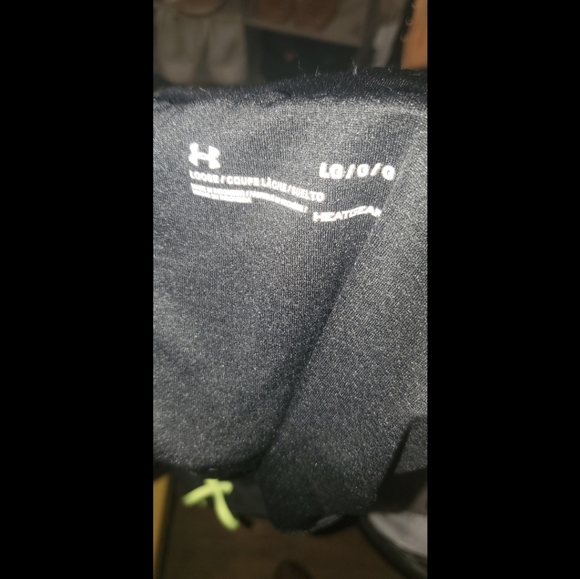 Under armour shorts - Picture 2 of 2